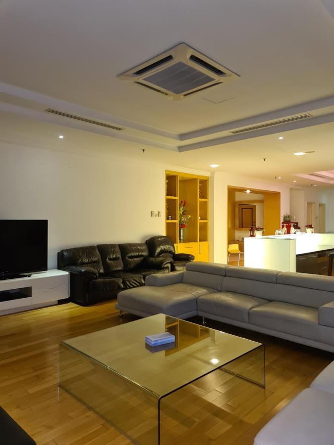 Raymond Suites At Berjaya Times Square Kuala Lumpur Exterior photo