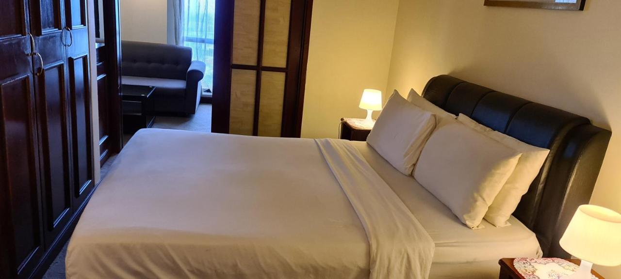Raymond Suites At Berjaya Times Square Kuala Lumpur Exterior photo